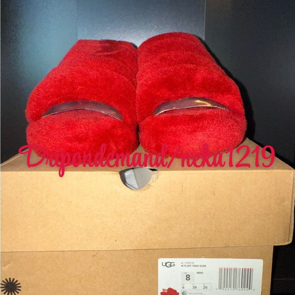 UGG Fluff Yeah Slides- Ribbon Red - Picture 3 of 6